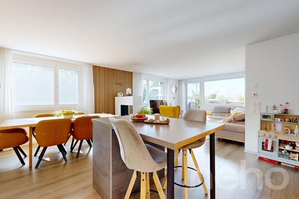 Moderne 4.5-Zimmer-Wohnung an der Bauzonengrenze 1