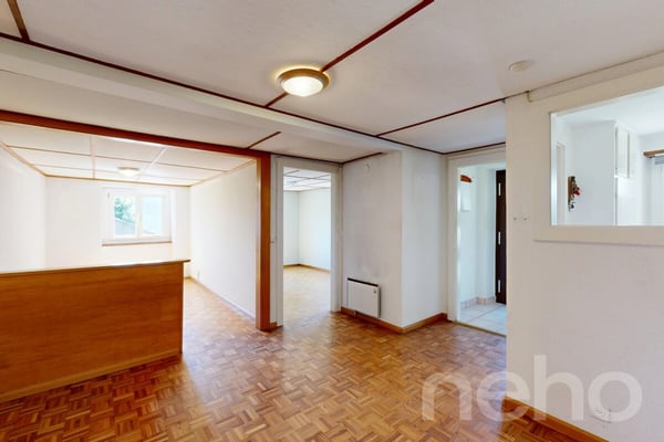 Appartement 1.5 pièces à Erde ? Calme absolu et fort potentiel 12