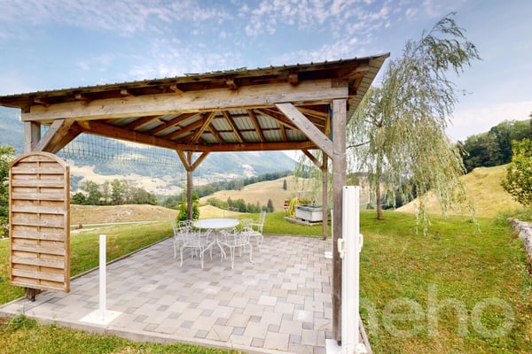 Propriété contemporaine, volumes généreux et cadre bucolique préservé 2