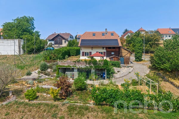 Maison rénovée avec jardin, étang et vue dégagée à 5 min d?Avenches 3