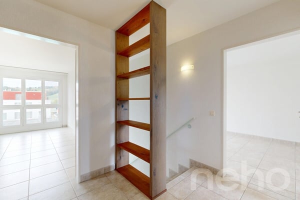 Zentrale 5-Zimmer-Maisonettewohnung in Bonstetten 7
