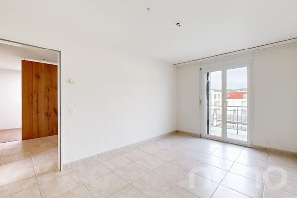 Zentrale 5-Zimmer-Maisonettewohnung in Bonstetten 9