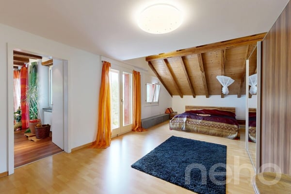 Grosszügiges Wohnen mit Charme, Weitblick und Gartenidylle 4
