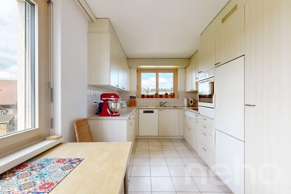 Schöne 6,5-Zimmer-Maisonette-Dachwohnung mit Terrassen und Aussicht 4