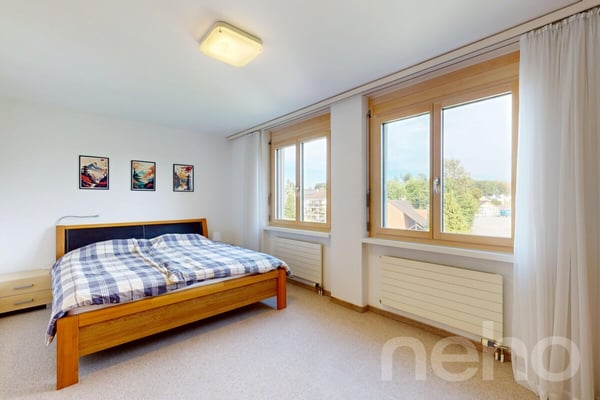 Schöne 6,5-Zimmer-Maisonette-Dachwohnung mit Terrassen und Aussicht 8