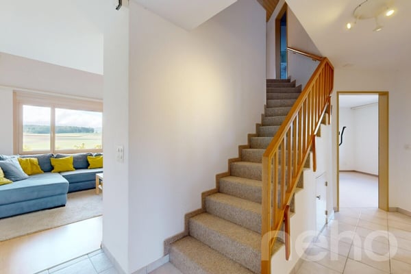 Schöne 6,5-Zimmer-Maisonette-Dachwohnung mit Terrassen und Aussicht 9