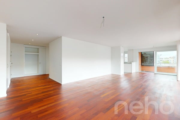 Licht, Raum & Wohnkomfort ? grosszügige 2.5-Zimmer-Wohnung 2