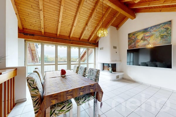 4-Zimmer-Duplexwohnung mit Terrasse und Cheminée 2