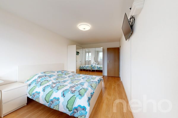 4-Zimmer-Duplexwohnung mit Terrasse und Cheminée 8