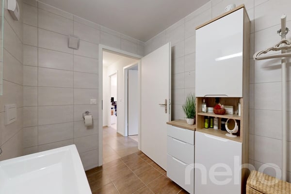 Appartement de 4.5 pièces avec vue dégagée à Gollion 8