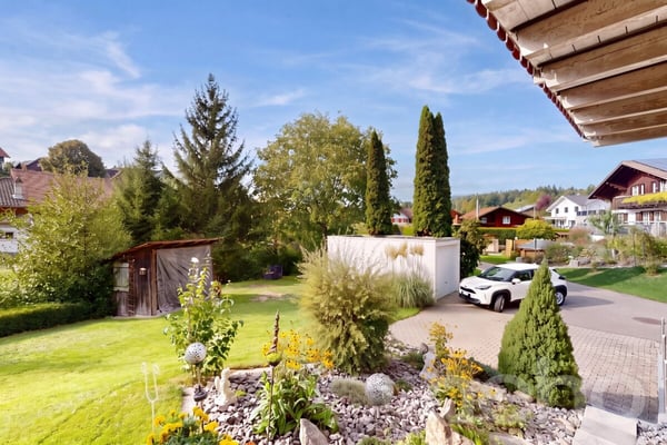 Ruhe, Raum und Natur - 5.5-Zimmer-Haus am Ende der Sackgasse 11