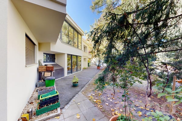 Magnifique maison 6.5 pièces sur 1'681 m² 2