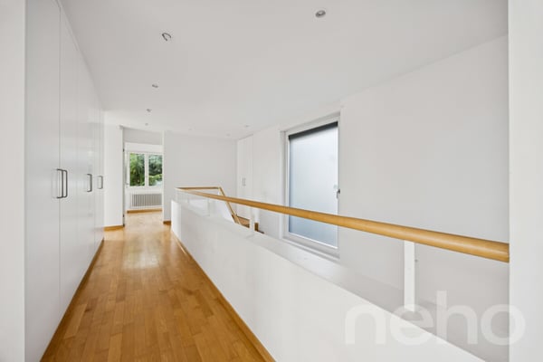 Exklusives 8.5-Zimmer-Einfamilienhaus im Quartier