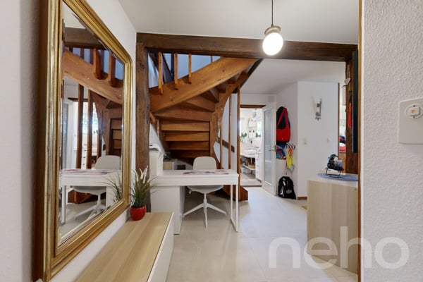 4.5 pièces esprit maison avec 1043 m² de jardin privatif 5
