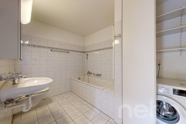 Grosszügige 5.5-Zimmer-Wohnung mit Balkon und viel Potenzial 8