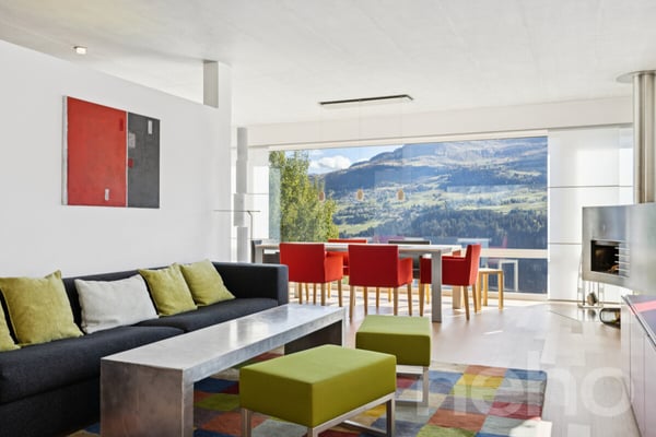 Zweitwohnsitz mit Panoramasicht: Architektenhaus in Andiast 2