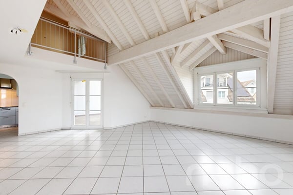 Luftig, hell und grosszügig: Maisonette-Wohnung in Freidorf 4