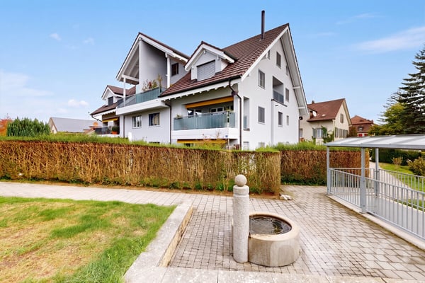 Luftig, hell und grosszügig: Maisonette-Wohnung in Freidorf 1