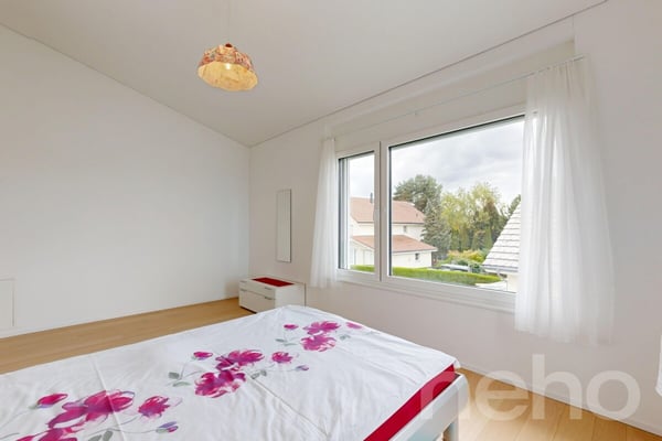Exklusives, neuwertiges 6.5-Zimmer-Einfamilienhaus mit Weitsicht 8