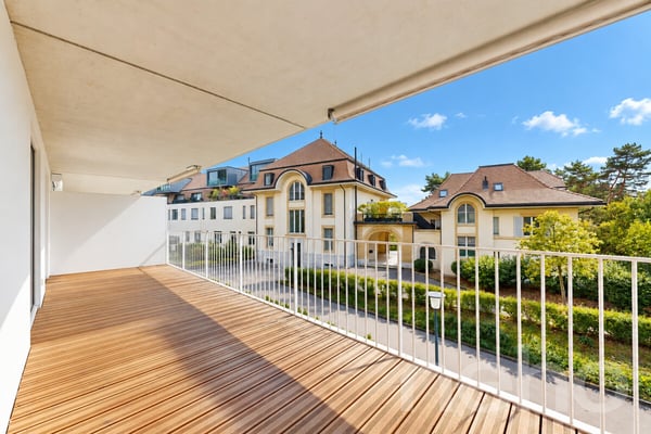 Elégant 3.5 pièces avec grand balcon et crèche dans l'immeuble 1