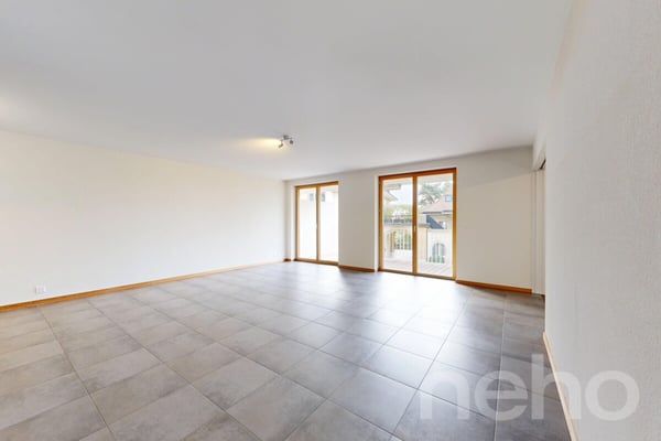 Elégant 3.5 pièces avec grand balcon et crèche dans l'immeuble 2