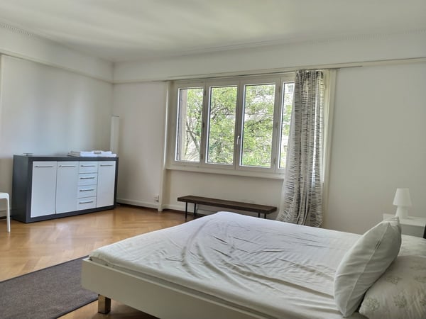 Magnifique appartement meublé de 1.5 pièces avec balcon à Lausanne 14