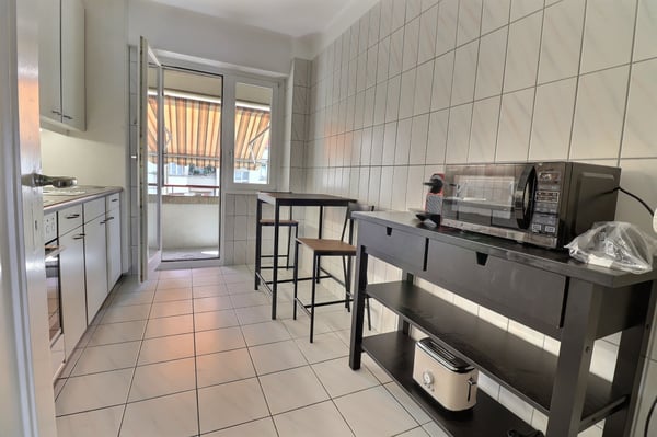 Appartement meublé 2.5 pièces avec balcon et vue imprenable 8