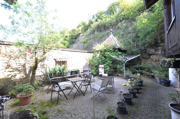 Propriété villageoise avec cachet située à Beurnevésin 15