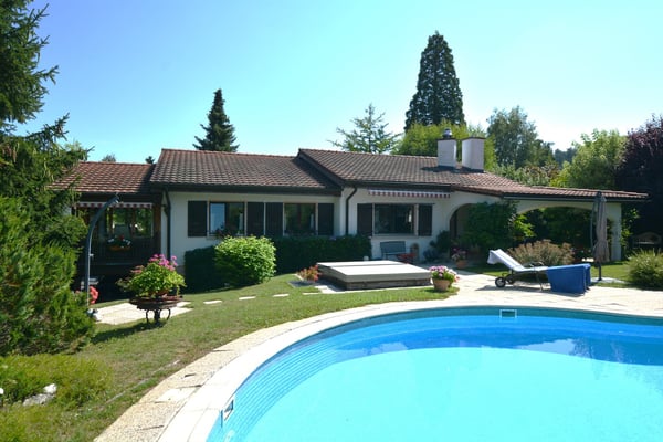 Propriété familiale de style provençal à Porrentruy 27