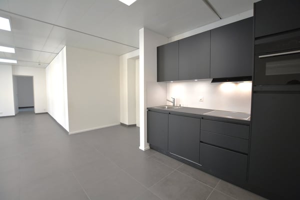 Très beaux bureaux / locaux commerciaux à Delémont 3