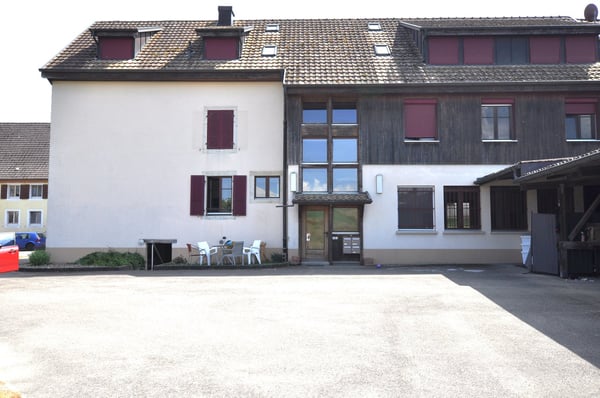 Très bel appartement en PPE, avec cachet, de 3 pièces à Montignez