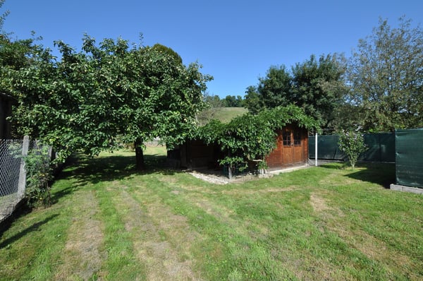 Jolie propriété, composée de deux logements, située à Courtemaîche 32