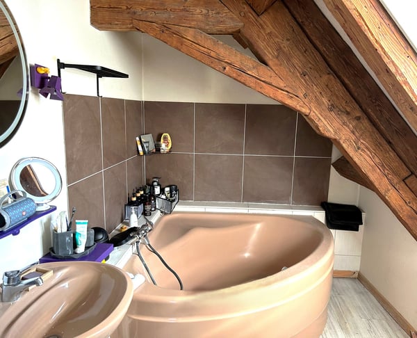 Bel appartement avec cachet en duplex de 3 pièces en PPE à Porrentruy 8