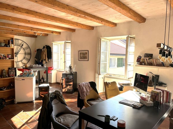 Bel appartement avec cachet en duplex de 3 pièces en PPE à Porrentruy 2