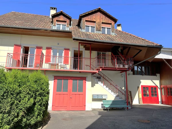 Propriété de plusieurs appartements ainsi qu’un atelier d’artisan à Porrentruy 1