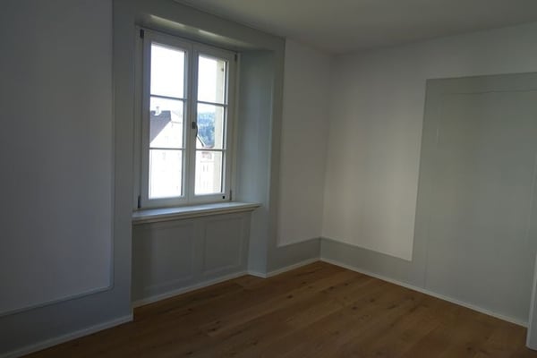 Tramelan - Appartement de 2.5 pièces entièrement rénové (1er mois offert) 3