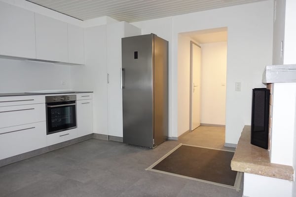 Tramelan - Locatif de 3 appartements + 3 garages 4