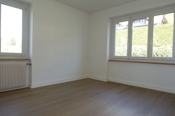 Tramelan - Appartement de 3 1/2 pièces avec balcon et garage 3