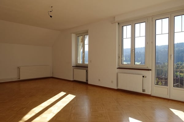 Tramelan - Appartement lumineux de 3 1/2 pièces situé au centre de la localité