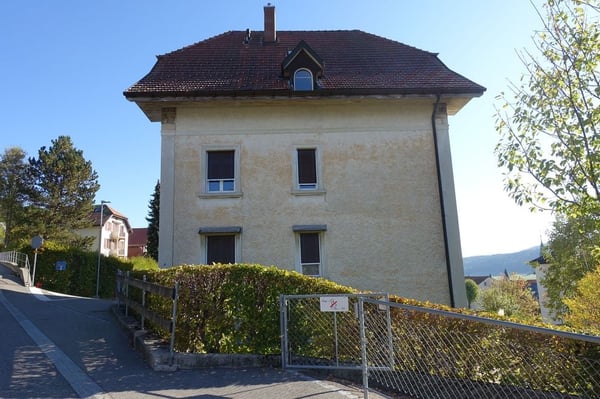 Tramelan - Appartement lumineux de 3 1/2 pièces situé au centre de la localité 9