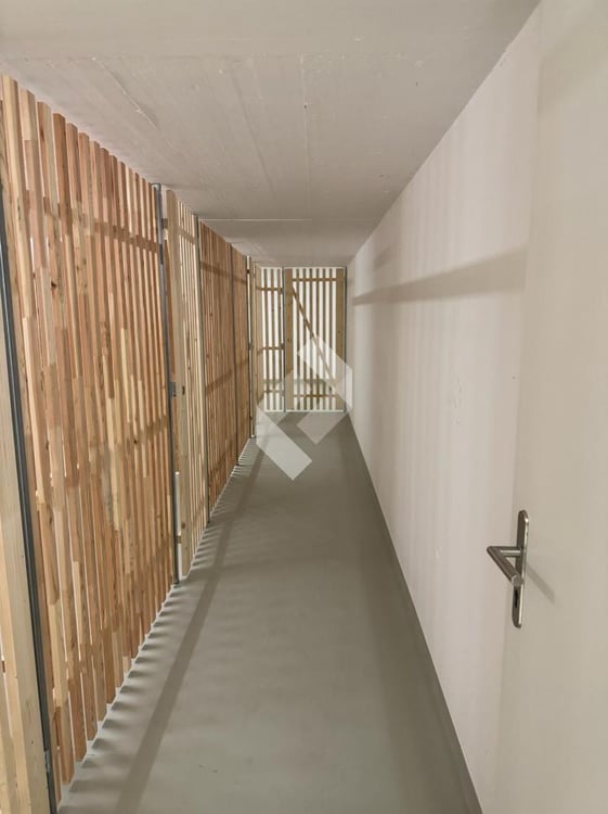 À LOUER - caves et dépôts de différentes tailles disponibles immédiatement 1