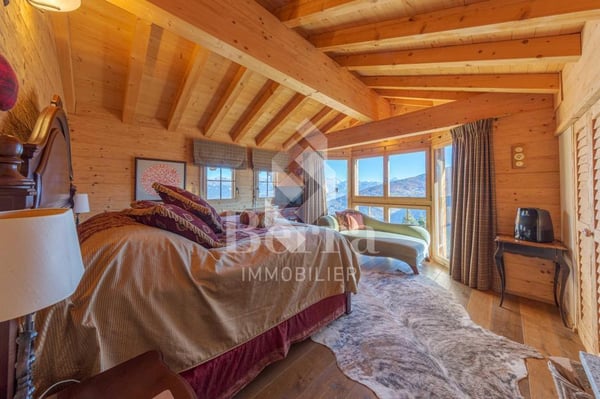 Magnifique chalet de haut standing avec vue panoramique sur les Alpes 12