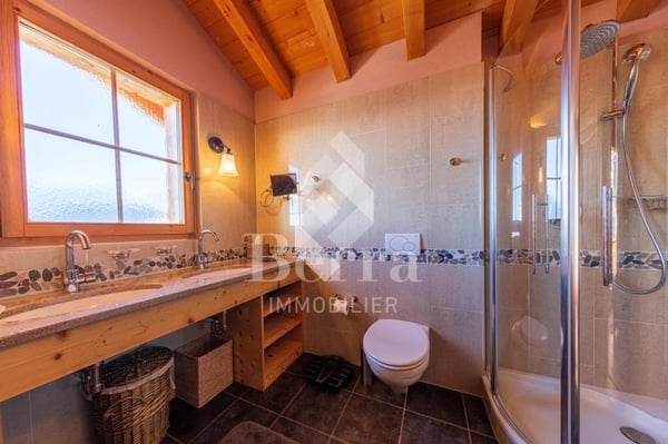 Magnifique chalet de haut standing avec vue panoramique sur les Alpes 8