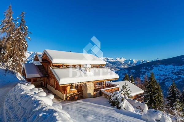 Magnifique chalet de haut standing avec vue panoramique sur les Alpes 1