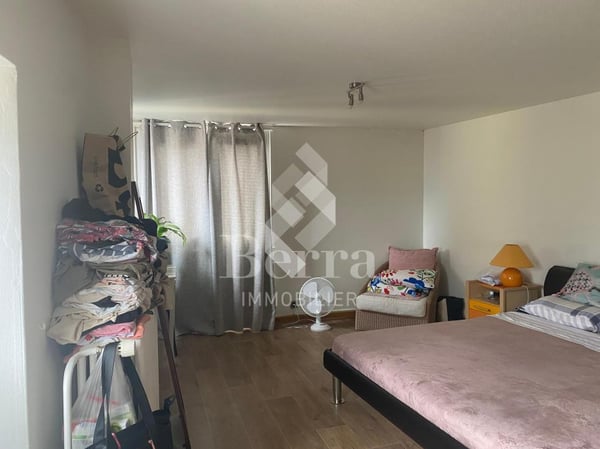 Immeuble mixte avec café-bar et appartements - au coeur du vieux village de Saxon 4