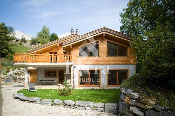 Chalet de haut standing en montagne ! 2