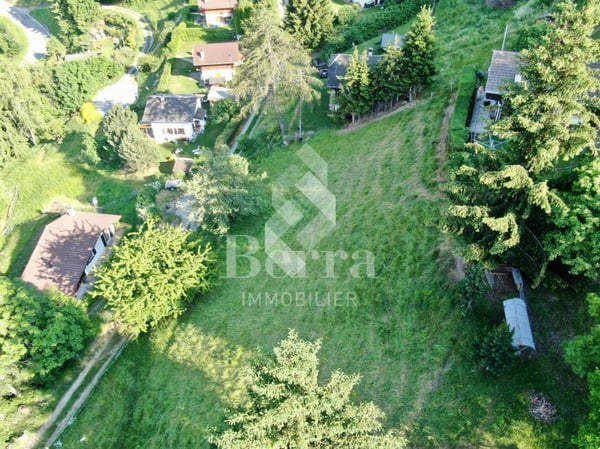 Terrain à bâtir avec vue sur la plaine du Rhône, résidence secondaire autorisée ! 3