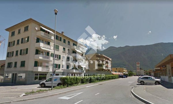 Proche centre-ville, excellente visibilité ! 10