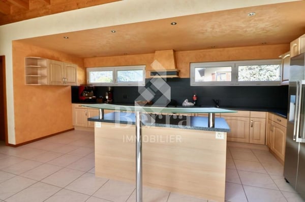 Propriété équestre avec villa individuelle dans la plaine du Rhône. 4