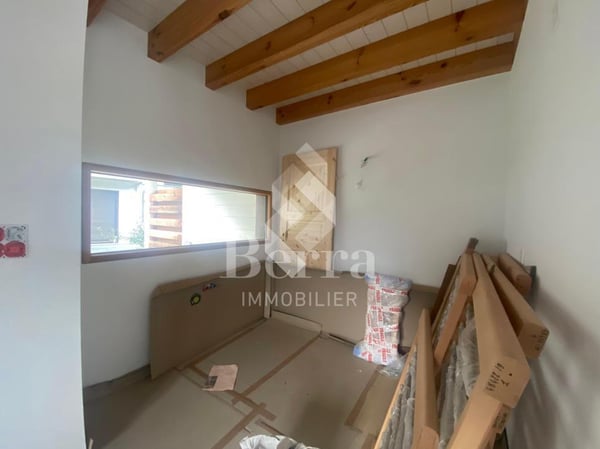 En cours de finition !! Bientôt disponible ! 7